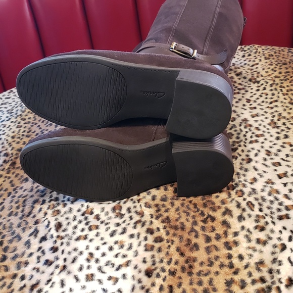 Clark's brown boots - Picture 6 of 7